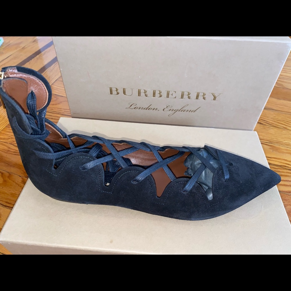 Brand New. Ballerina tie-up pointy flats.